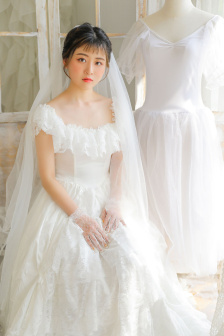 小早川伶子
